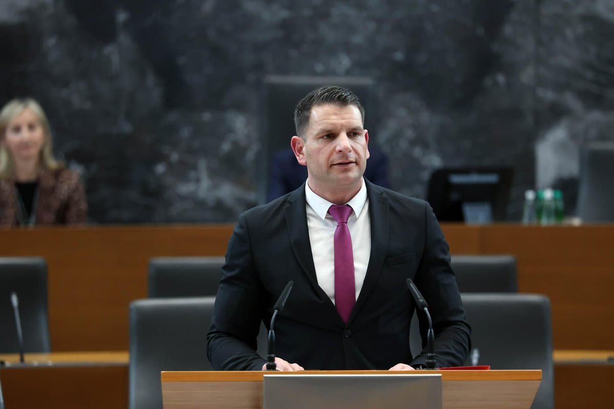 Slovenia's new speaker plans Moscow visit, NATO exit vote