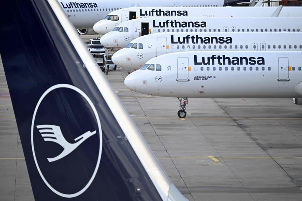 Lufthansa flights grounded by union strikes
