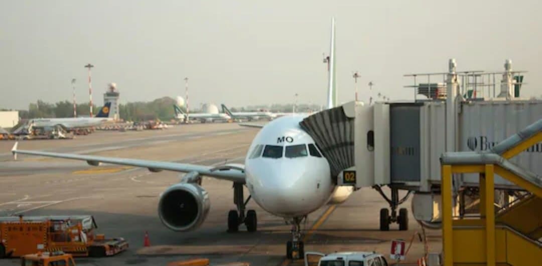 KLM cancels 160 flights amid fuel crisis