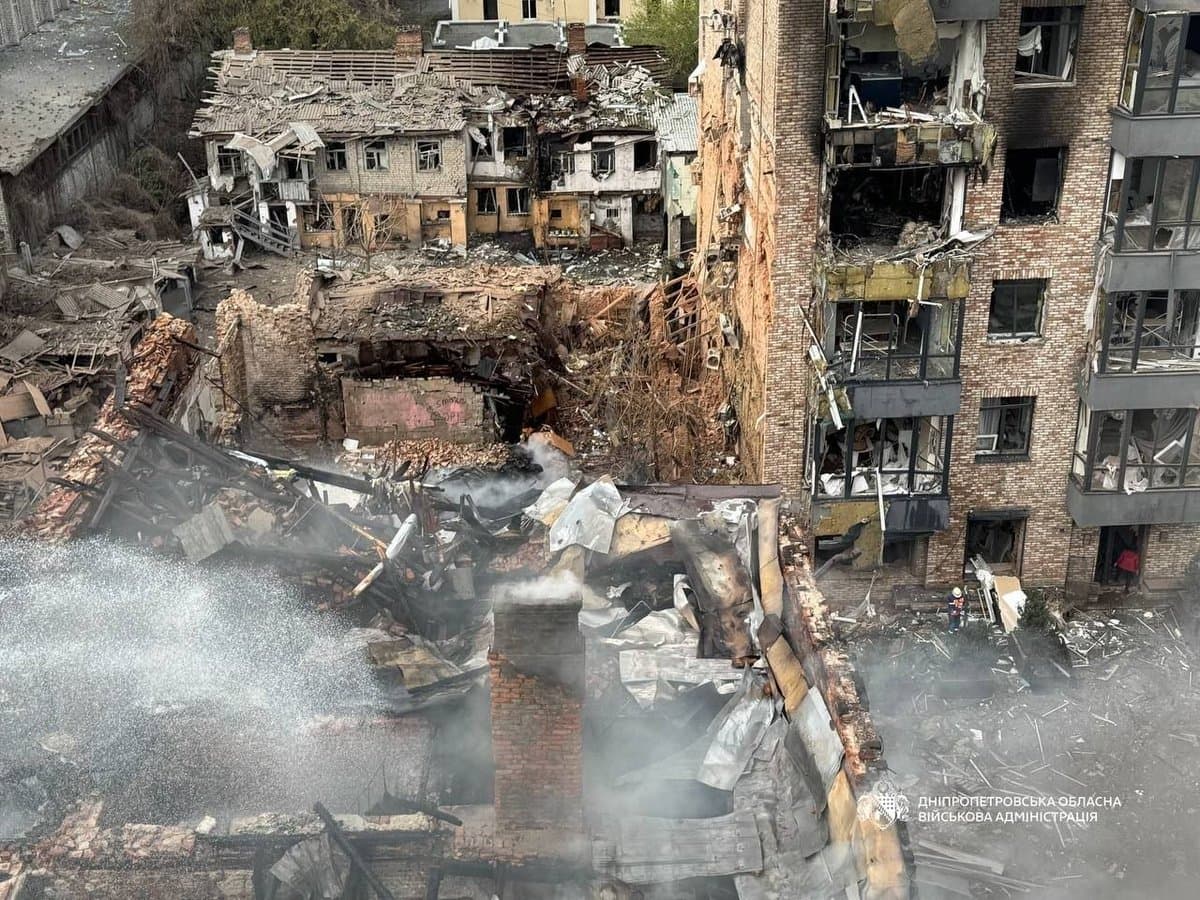 Russian strike kills 4 civilians in Dnipro